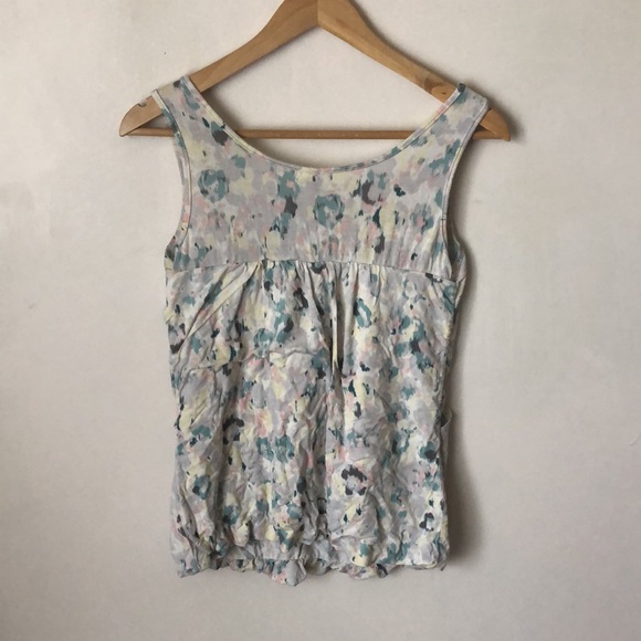 Grey Sleeveless Maternity Top with Discreet Nursing Access - Picture 3 of 5